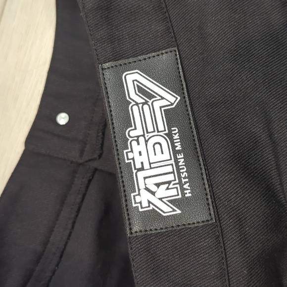 Dolls Kill Hatsune Miku Shorts - Picture 11 of 13